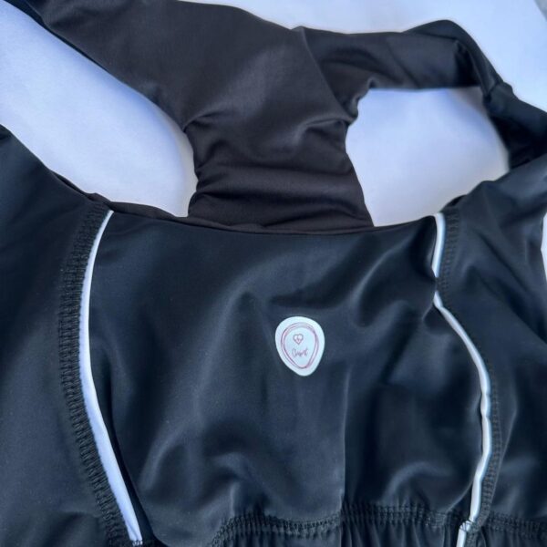 Set en leggins allana push up + top allana negro - Imagen 6