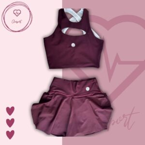 Set falda short color vino + top dulcinea